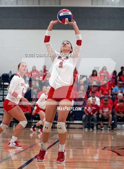 Thumbnail 1 in Burton vs. Granger (UIL 2A Bi-District Playoff) photogallery.