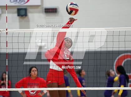 Thumbnail 3 in Burton vs. Granger (UIL 2A Bi-District Playoff) photogallery.