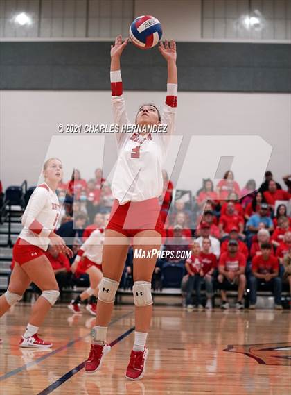 Thumbnail 2 in Burton vs. Granger (UIL 2A Bi-District Playoff) photogallery.