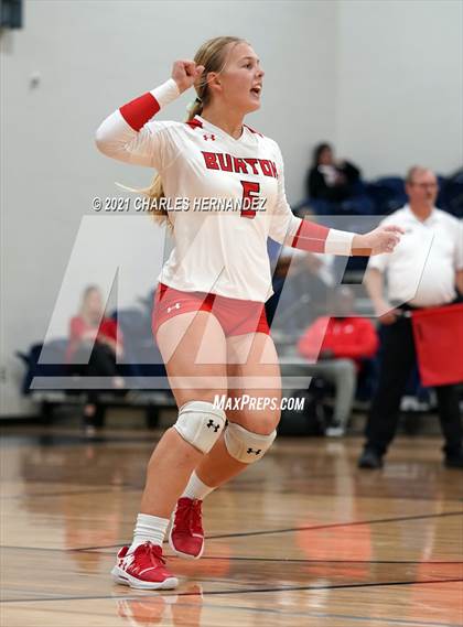 Thumbnail 2 in Burton vs. Granger (UIL 2A Bi-District Playoff) photogallery.