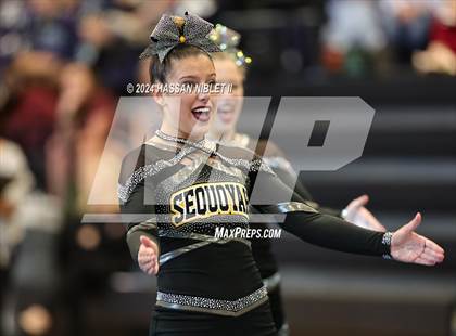 Thumbnail 1 in Buc Bash (Sequoyah Varsity) photogallery.