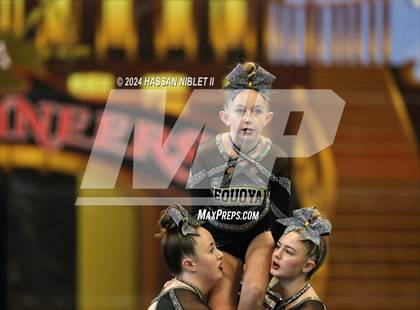 Thumbnail 3 in Buc Bash (Sequoyah Varsity) photogallery.