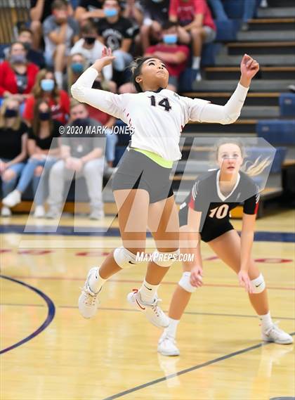 Thumbnail 2 in Anthem Prep vs. Mogollon (AIA 1A Semifinal) photogallery.