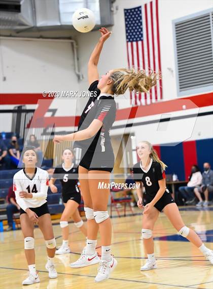 Thumbnail 2 in Anthem Prep vs. Mogollon (AIA 1A Semifinal) photogallery.
