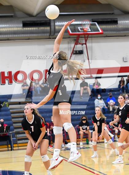 Thumbnail 2 in Anthem Prep vs. Mogollon (AIA 1A Semifinal) photogallery.