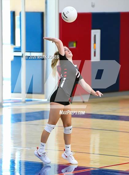 Thumbnail 3 in Anthem Prep vs. Mogollon (AIA 1A Semifinal) photogallery.