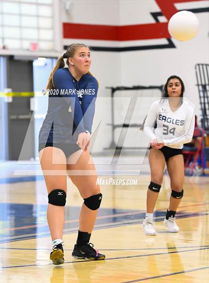 Thumbnail 3 in Anthem Prep vs. Mogollon (AIA 1A Semifinal) photogallery.