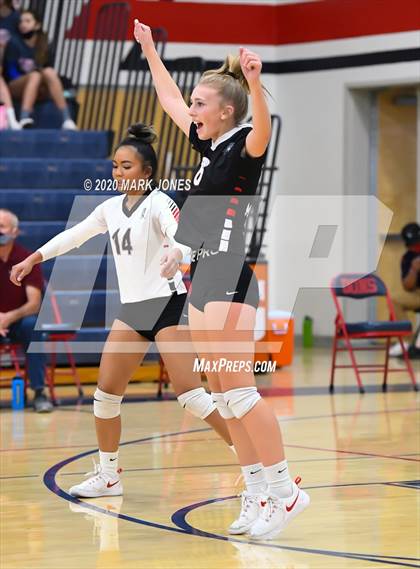 Thumbnail 1 in Anthem Prep vs. Mogollon (AIA 1A Semifinal) photogallery.