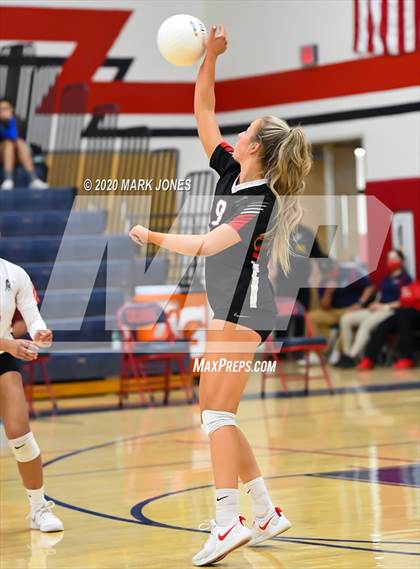 Thumbnail 3 in Anthem Prep vs. Mogollon (AIA 1A Semifinal) photogallery.