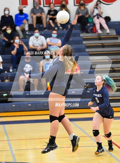 Thumbnail 2 in Anthem Prep vs. Mogollon (AIA 1A Semifinal) photogallery.