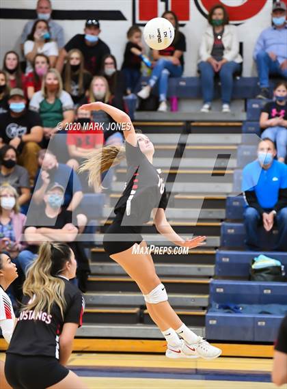 Thumbnail 3 in Anthem Prep vs. Mogollon (AIA 1A Semifinal) photogallery.