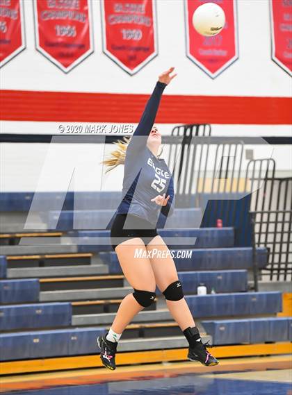 Thumbnail 2 in Anthem Prep vs. Mogollon (AIA 1A Semifinal) photogallery.