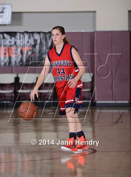 Thumbnail 3 in Hesperia Christian vs. Rancho Mirage (MaxPreps Holiday Classic) photogallery.