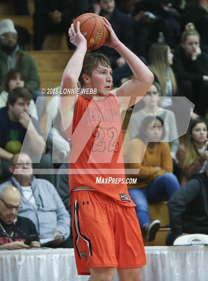 Thumbnail 3 in Vermont Academy vs. IMG Academy (Spalding Hoophall Classic) photogallery.