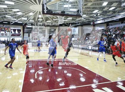 Thumbnail 1 in Vermont Academy vs. IMG Academy (Spalding Hoophall Classic) photogallery.