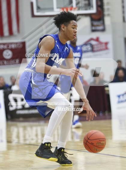 Thumbnail 3 in Vermont Academy vs. IMG Academy (Spalding Hoophall Classic) photogallery.