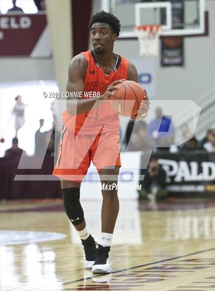 Thumbnail 1 in Vermont Academy vs. IMG Academy (Spalding Hoophall Classic) photogallery.