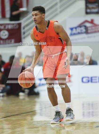 Thumbnail 3 in Vermont Academy vs. IMG Academy (Spalding Hoophall Classic) photogallery.
