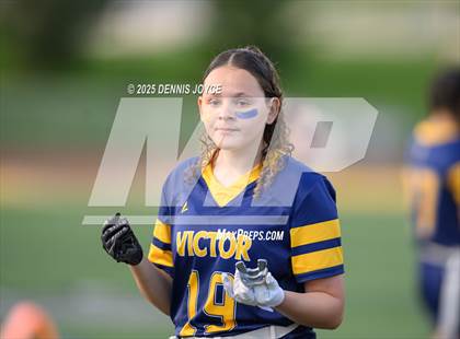 Thumbnail 2 in Fairport @ Victor photogallery.