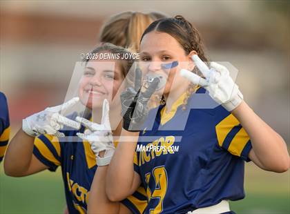 Thumbnail 3 in Fairport @ Victor photogallery.