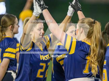 Thumbnail 3 in Fairport @ Victor photogallery.