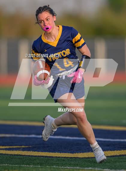 Thumbnail 2 in Fairport @ Victor photogallery.