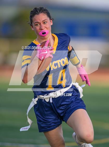 Thumbnail 2 in Fairport @ Victor photogallery.