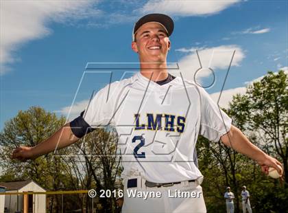 Thumbnail 3 in Dixie @ Lloyd photogallery.