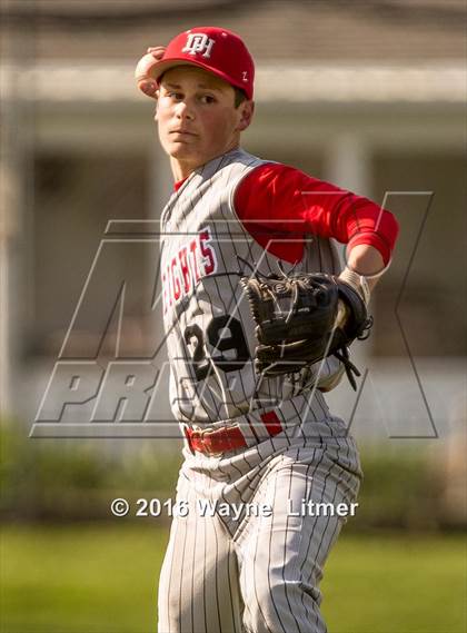Thumbnail 1 in Dixie @ Lloyd photogallery.