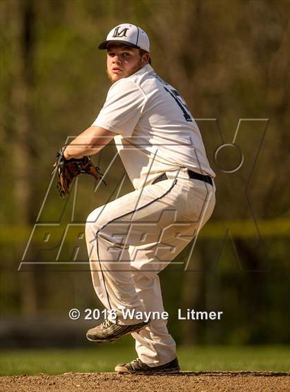 Thumbnail 3 in Dixie @ Lloyd photogallery.