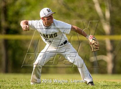 Thumbnail 3 in Dixie @ Lloyd photogallery.
