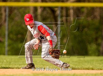 Thumbnail 1 in Dixie @ Lloyd photogallery.