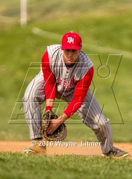 Thumbnail 2 in Dixie @ Lloyd photogallery.