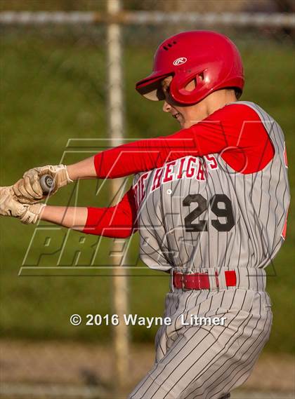 Thumbnail 3 in Dixie @ Lloyd photogallery.