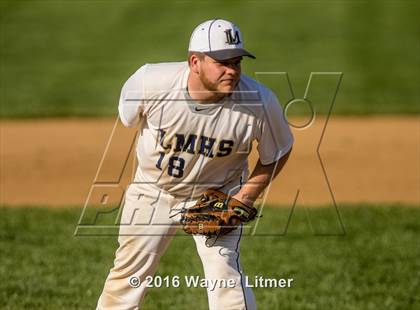 Thumbnail 3 in Dixie @ Lloyd photogallery.