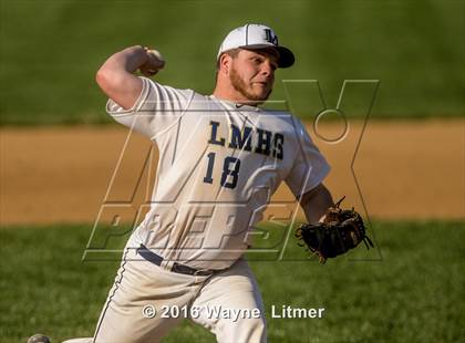 Thumbnail 3 in Dixie @ Lloyd photogallery.