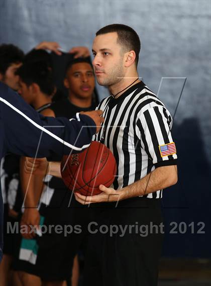 Thumbnail 3 in Contreras @ Bellarmine-Jefferson (Bell-Jeff Holiday Classic) photogallery.