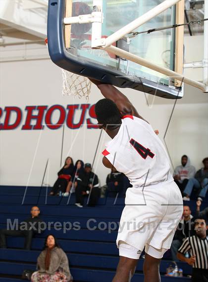 Thumbnail 2 in Contreras @ Bellarmine-Jefferson (Bell-Jeff Holiday Classic) photogallery.
