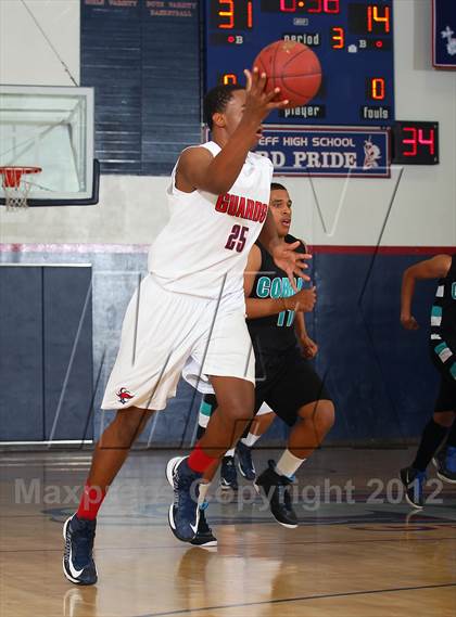 Thumbnail 2 in Contreras @ Bellarmine-Jefferson (Bell-Jeff Holiday Classic) photogallery.