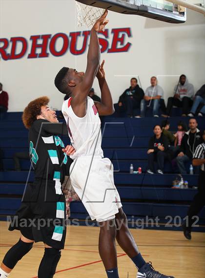 Thumbnail 3 in Contreras @ Bellarmine-Jefferson (Bell-Jeff Holiday Classic) photogallery.