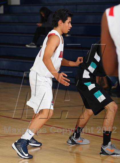 Thumbnail 1 in Contreras @ Bellarmine-Jefferson (Bell-Jeff Holiday Classic) photogallery.