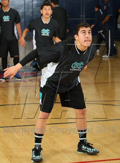 Thumbnail 2 in Contreras @ Bellarmine-Jefferson (Bell-Jeff Holiday Classic) photogallery.