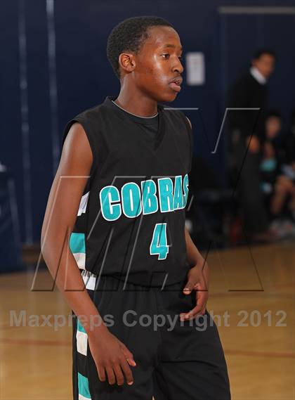 Thumbnail 2 in Contreras @ Bellarmine-Jefferson (Bell-Jeff Holiday Classic) photogallery.