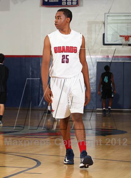 Thumbnail 1 in Contreras @ Bellarmine-Jefferson (Bell-Jeff Holiday Classic) photogallery.