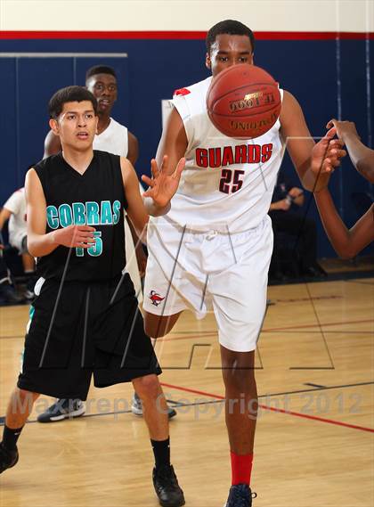 Thumbnail 3 in Contreras @ Bellarmine-Jefferson (Bell-Jeff Holiday Classic) photogallery.