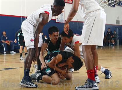 Thumbnail 2 in Contreras @ Bellarmine-Jefferson (Bell-Jeff Holiday Classic) photogallery.