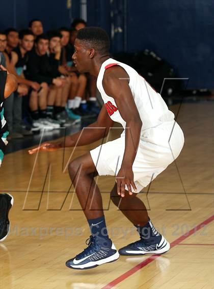 Thumbnail 1 in Contreras @ Bellarmine-Jefferson (Bell-Jeff Holiday Classic) photogallery.