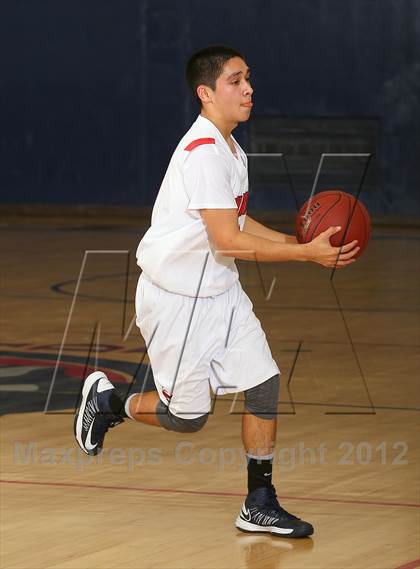 Thumbnail 1 in Contreras @ Bellarmine-Jefferson (Bell-Jeff Holiday Classic) photogallery.