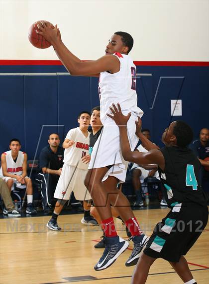 Thumbnail 3 in Contreras @ Bellarmine-Jefferson (Bell-Jeff Holiday Classic) photogallery.