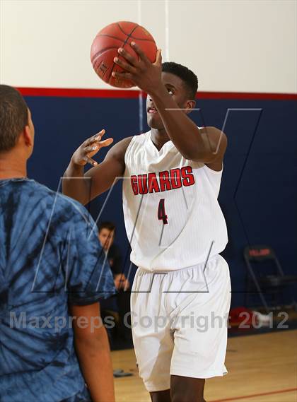 Thumbnail 3 in Contreras @ Bellarmine-Jefferson (Bell-Jeff Holiday Classic) photogallery.